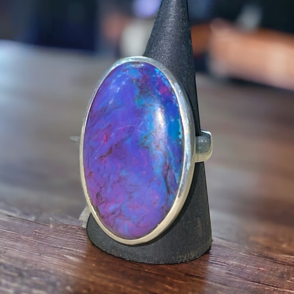 Artisan Jewelry - Purple Mojave Turquoise Sterling Silver Ring (7.75)